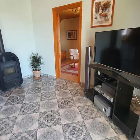 In Fonyod/balaton 18581 Appartement *