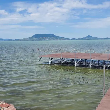 In Fonyod/balaton 18581 דירה Fonyód