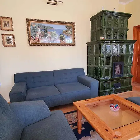 Appartement In Fonyod/balaton 18581