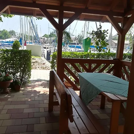 In Fonyod/balaton 18581 Appartement