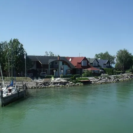 In Fonyod/balaton 18581 דירה Fonyód